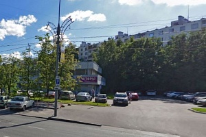 Местный проезд у корпуса 435А. Фрагмент панорамы с сервиса Яндекс.Карты