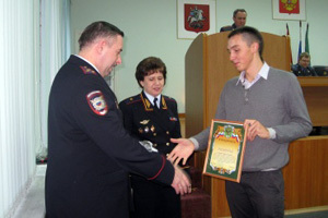 Награждение Никиты Старикова. Фото: zelenograd-news.ru