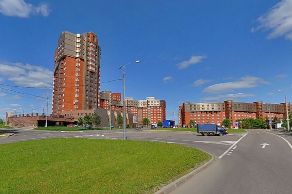 Никольский проезд в районе места ДТП. Фрагмент панорамы с сервиса Яндекс.Карты