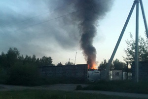 Пожар в Малино. Фото Ilbi Star из группы «ЗелАО vs ДПС (Автолюбители Зеленограда)» в сети «ВКонтакте»