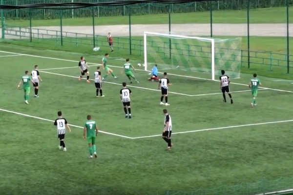 Первый гол в ворота «Арарата». Кадр из видео пресс-службы ФК «Зеленоград»