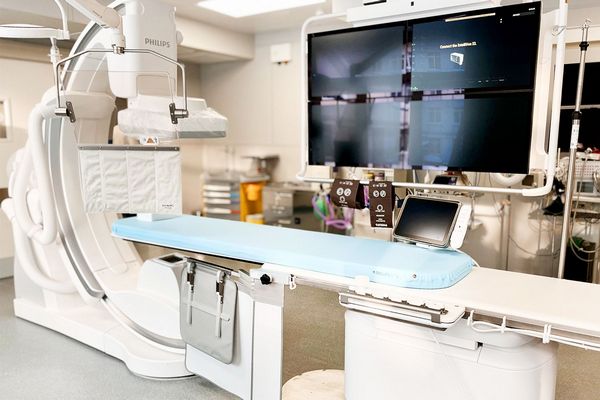 Новое оборудование в рентген-операционной. Фото с сайта mos.ru