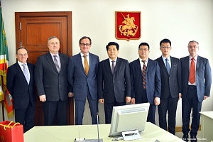 Встреча с китайской делегацией в префектуре Зеленограда. Фото: zelao.mos.ru