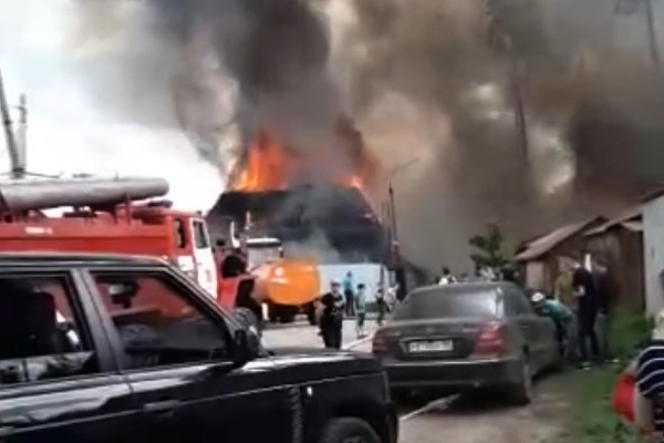 Пожар в Менделеево. Кадр из видео Максима Малаха