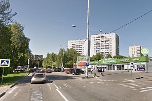 Пешеходный переход в районе места ДТП. Фрагмент панорамы с сервиса Google Maps