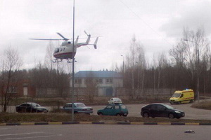 Место передачи пострадавшего ребенка экипажу вертолета. Фото: zelao.ru
