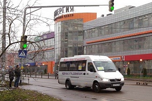 Новая маршрутка «Зеленопарка» на Жилинской улице. Фото с сайта zelao.ru