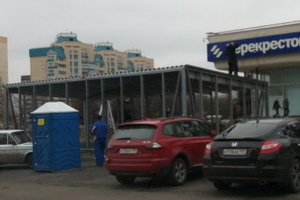 Строящийся склад на площади Юности. Фото Альберта Фуфайкина из группы «Подслушано Зеленоград» в сети «ВКонтакте»