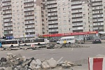 На Крюковской площади закрыли парковки и снесли разделительные бордюры