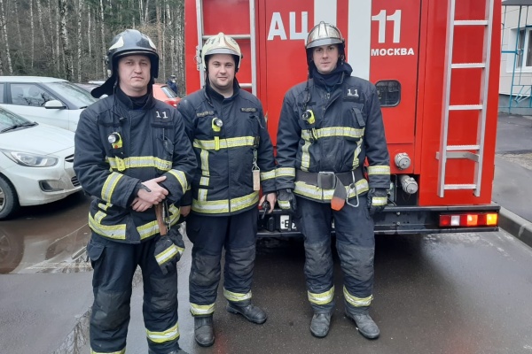 Пожарные 11 спецчасти. Фото пресс-службы МЧС Зеленограда