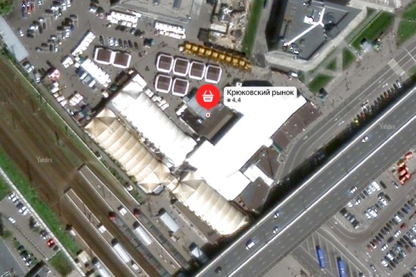 Шатры на Крюковском рынке. Изображение со спутника с сервиса Яндекс.Карты