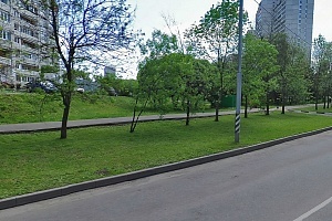 Улица Болдов ручей наротив корпуса 1113. Скриншот с сервиса maps.ya.ru