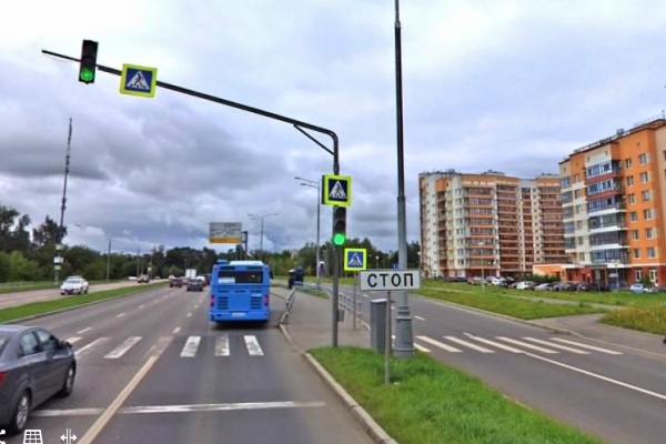 Светофор на Кутузовском шоссе. Фрагмент панорамы с сервиса Атлас Москвы