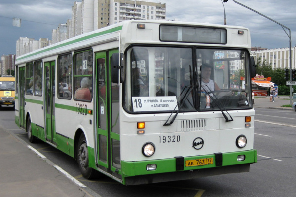 Автобус №18. Фото с сайта fotobus.msk.ru