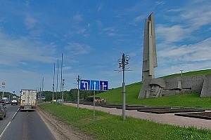 Монумент «Штыки».  Скриншот с сервиса maps.ya.ru 