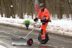 Инновационная уборка снега в Зеленограде. Кадр из видео