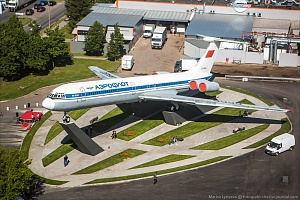 Памятник Ил-62. Фото: Марина Лысцева