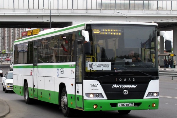 Автобус 400Т. Фото с сайта zelao.ru