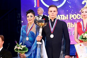 Наталия Прохоренко и Виталий Сурма. Фото: zelao.ru