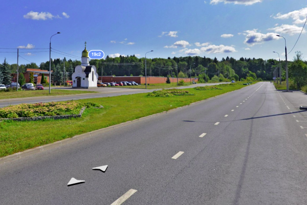 Середниковская улица возле Северного кладбища. Фрагмент панорамы с сервиса Яндекс.Карты