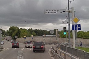Старокрюковский проезд в районе места ДТП. Фрагмент панорамы с сервиса Google Maps