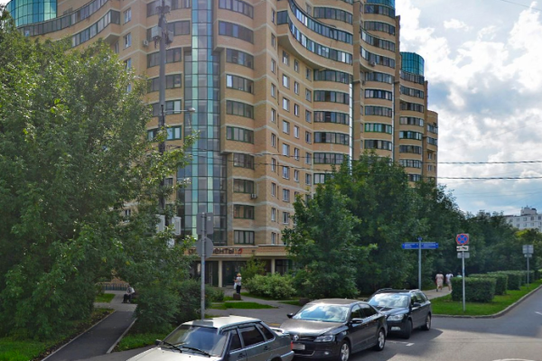 МФЦ в корпусе 337. Фрагмент панорамы с сервиса Яндекс.Карты
